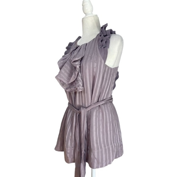 BCBGMaxAzria Silk Ruffle Pleated Open Back Sleeveless Blouse Purple Mauve - Picture 3 of 8